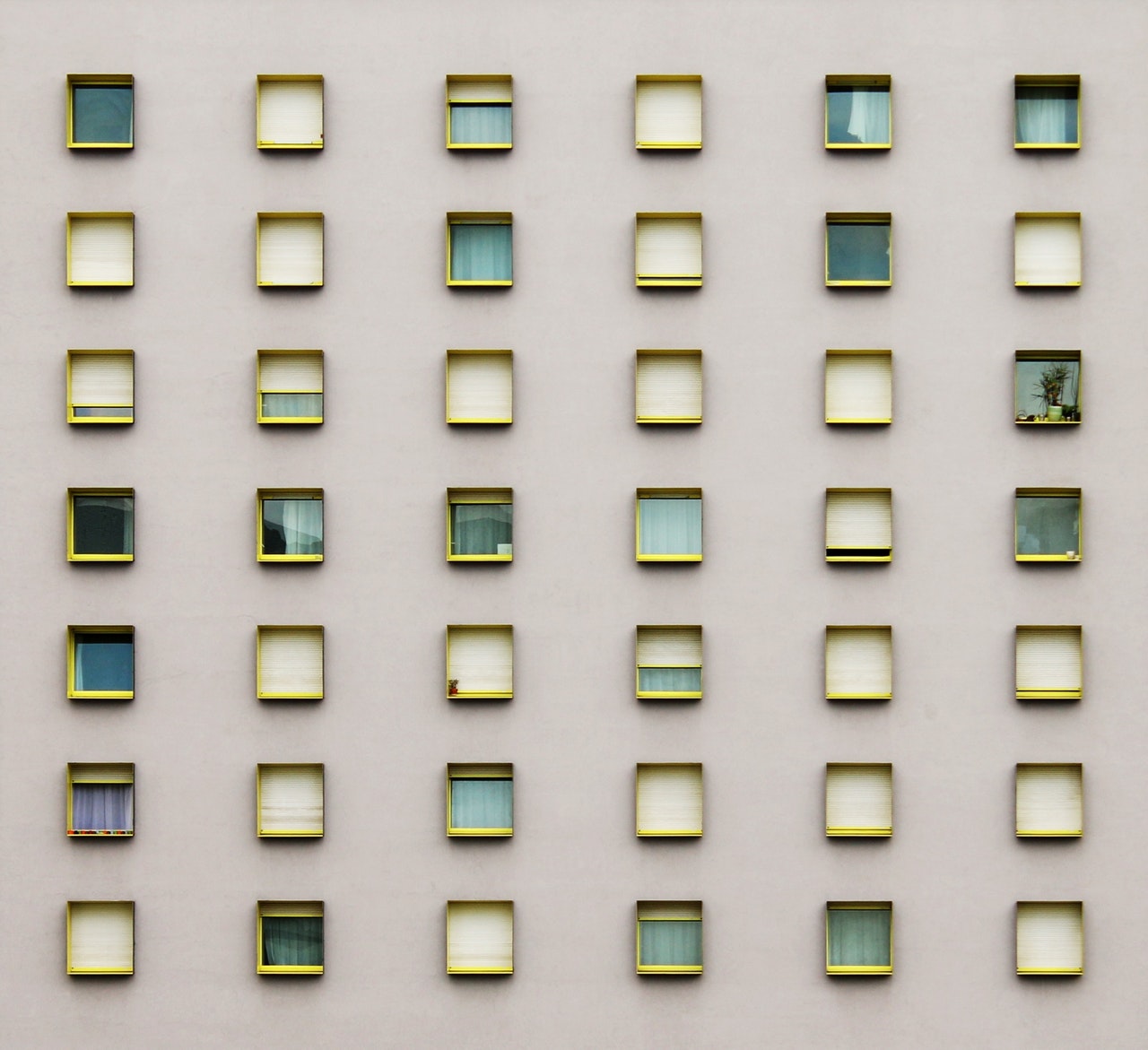windows-building-pattern-modern